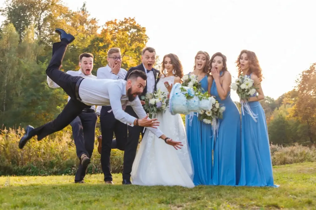 Wedding Photography Goom silly move
