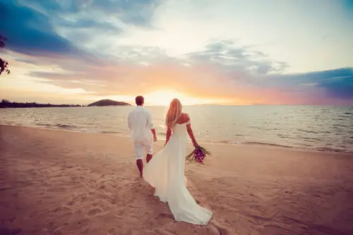 Wedding Photography Bride Groom Walking On The Beach